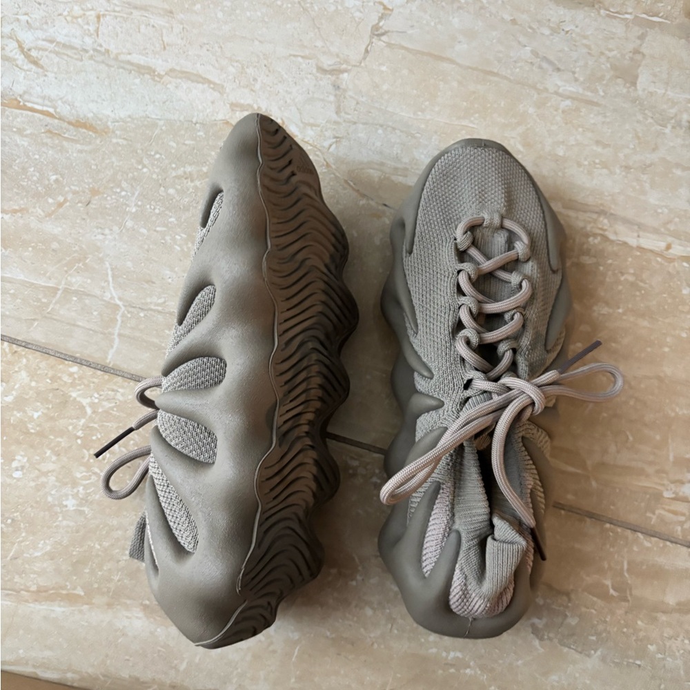 adidas Yeezy 450